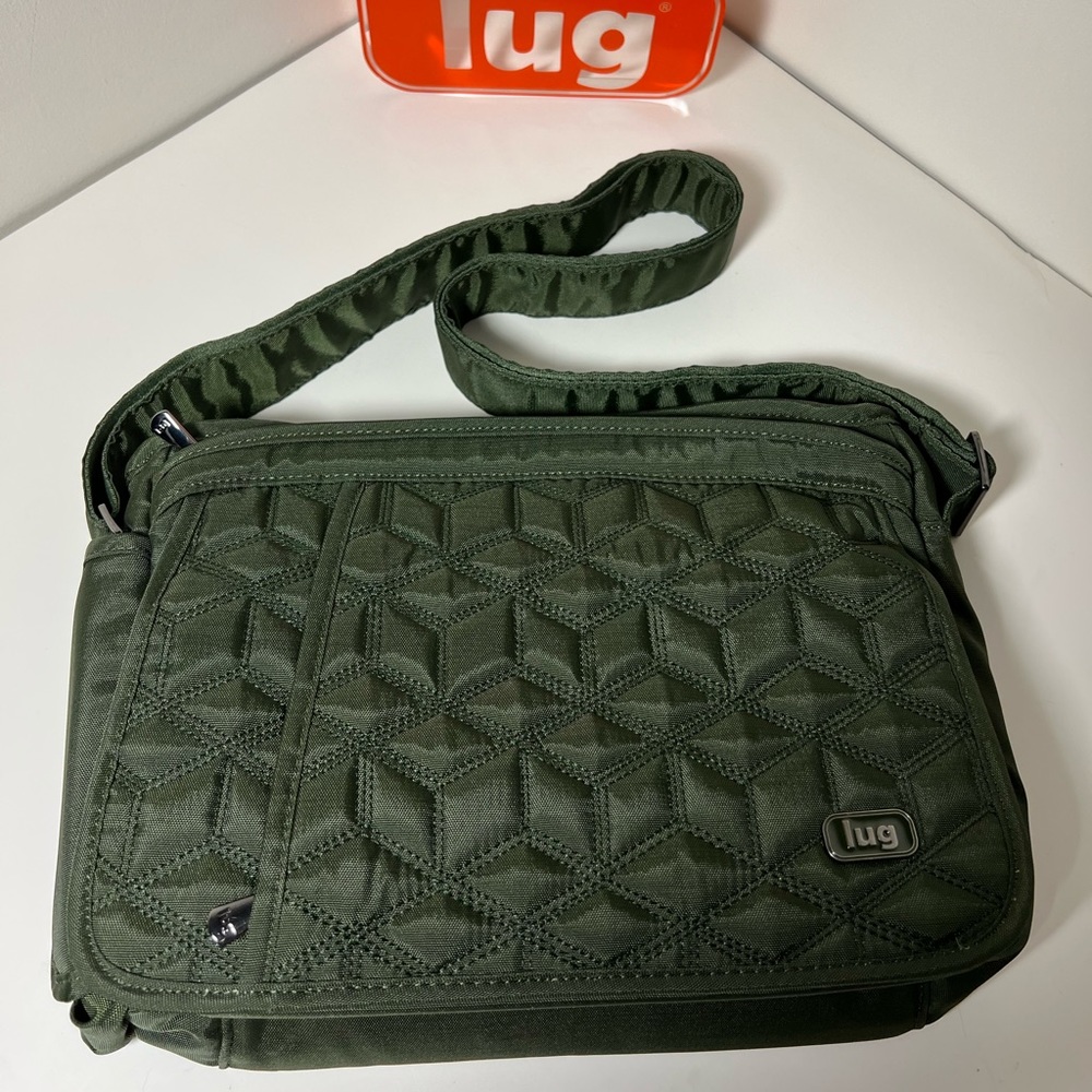 Lug Wings Brushed Olive *Lug sign not included*